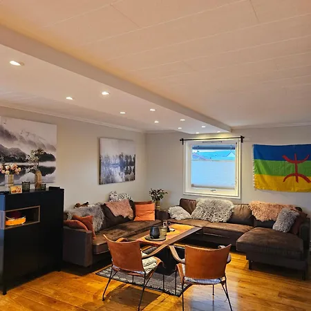 Homestay szállás Hus Sørumsand 25 Min Fra,gardermoen *